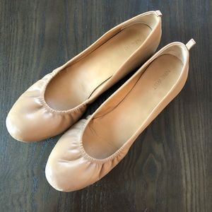 Nine West Camel Flats 🐪